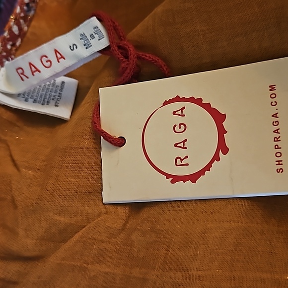 *NWT* RAGA Sunset Flutter Sleeve Metallic Dress - Picture 10 of 12